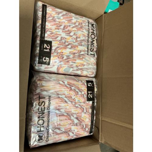 The Honest Company Clean Conscious Diapers for Sensitive Skin Up to 100% Leakproof Hypoallergenic Fragrance-Free Baby Girl Prints Super Club Box Size 5 (27 lbs) 84 Count (Prints