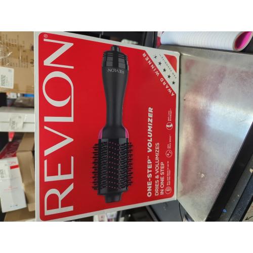 REVLON One-Step Volumizer Hair Dryer and Styler | Less Frizz, More Shine, and Less Heat Damage for Fast and Easy Salon-Style Blowouts, for All Hair Types and Lengths (Black)
