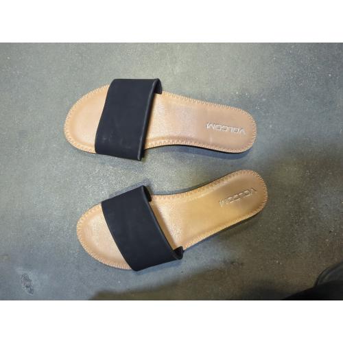 Volcom Women's Simple Synthetic Leather Strap Slide Sandal (SIZE 7.5)