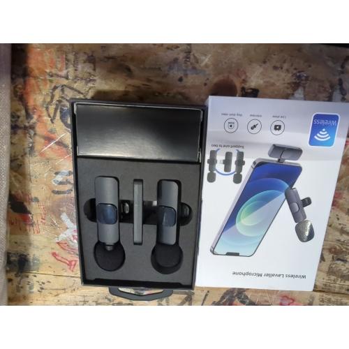 2 Pack Wireless Lavalier Microphone for iPhone iPad and Android Phone, Lapel Mic Plug and Play Wireless Mic Noise Reduction Mini Microphone for Video Recording Interview Podcast Vlog YouTube Tiktok