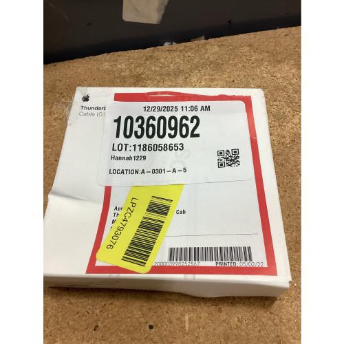 Apple Thunderbolt 3 (USB-C) Cable (0.8m)