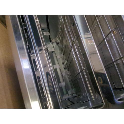 Oster Size  2-Slice Toaster Stainless Steel With Extra-Wide Slots: Reheat & Bagel Functions, 800W, Spot Clean