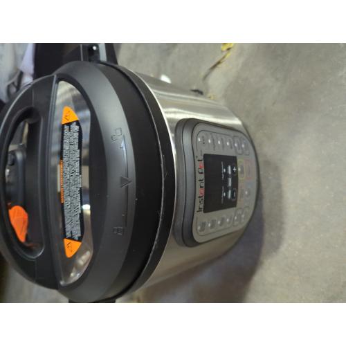 Instant Pot Duo 7-in-1 Electric Pressure Cooker, Slow Cooker, Rice, Steamer, Sauté, Yogurt Maker, Warmer & Sterilizer, Includes App With Over 800 Recipes, Stainless Steel, 6 Quart