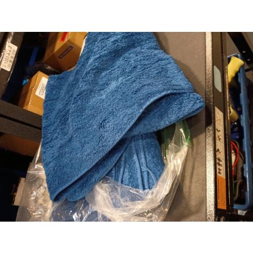 Tens Towels Pack of 2 Extra Large Bath Towels 30 x 60 Inches, 100% Cotton, Larger & Lighter Weight, Quicker to Dry, Super Soft and Absorbent, Perfect for Bathroom, Navy