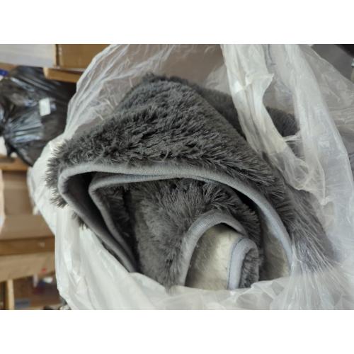 Fluffy Fuzzy Area Rug for Bedroom: Ultra Soft Grey Plush Throw Rug - 4x6