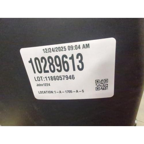 Insignia™ - 6-Sheet Crosscut Shredder - Black