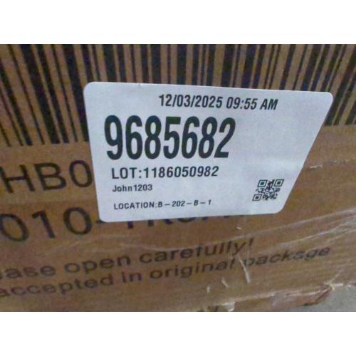 Size king Color White Belo Upholstered Platform Bed