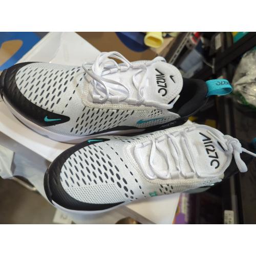 Size 9 Color Black white  Nike Women's Air Max 270 Shoes
