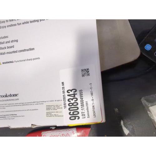 BrooksStone Deluxe Tee Toss Game - Be The First to Land The Ball Up On The Tee! (All Parts Included)