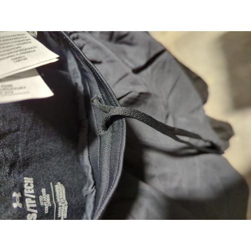 Size X-small Under Armour Men's Launch Run 7 Inch Unlined Shorts