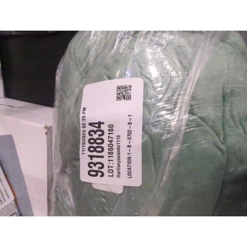 Hand-Stitched Plush Decorative Throw Pillow. Plant-Shaped Pillows and Flower Pillows, Plush Cushions for Bedroom and Home Decoration, 19.7in/50CM