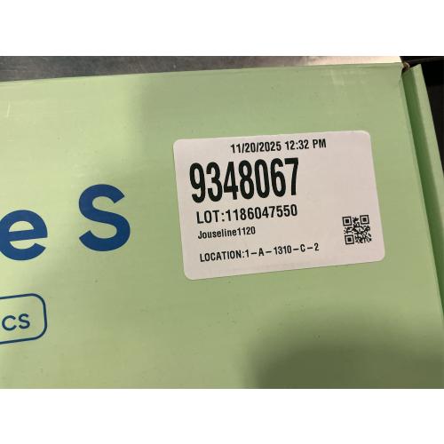 Wyze Scale S, Scale for Body Weight, Digital Bathroom Scale for Body Fat, BMI, Muscle, Heart Rate, Body Composition Analyzer with App, Batteries Included, Bluetooth, 400 lb, Black