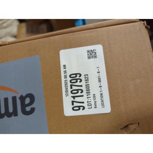 One size DTI GV Executive Men's Two Button Suit Modern Fit Blazer Jacket Pants 2 Piece