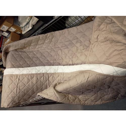 HOMERILLA Couch Cover, Dog Couch Covers for Pets, Couch Covers for 3 Cushion, Reversible Sofa Covers Furniture Protector with Elastic Straps (68 Sofa, Taupe/Ivory)