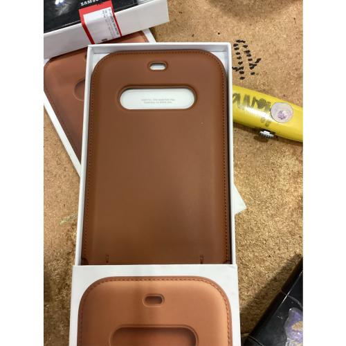 Official Leather Sleeve for MagSafe for iPhone 12 Pro Max - Saddle Brown