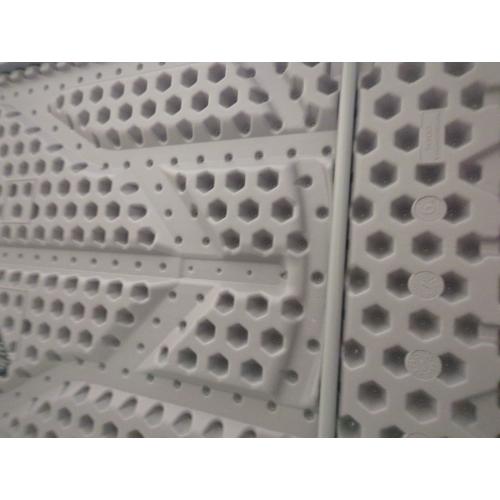 Cosco 3-ft x 6-ft Indoor or Outdoor Rectangle Resin Gray Folding Banquet Table