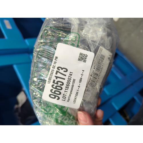 Size XL Under Armour Boys' Project Rock Aloha Camo Brahma Bull Graphic Tank Top, Black/summit White