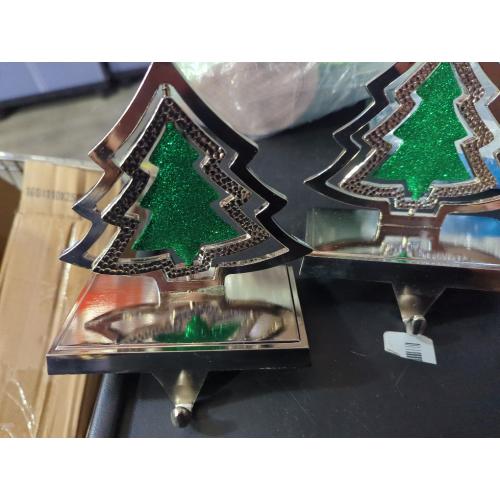 2 Pcs Christmas Stocking Holder Santa’s Sleigh Reindeer Christmas 3D Silver Decorative Stocking Heavy Duty Hanger Sturdy Metal Stocking Hooks with Non-Slip Strips for Fireplace Mantle Window Décor
