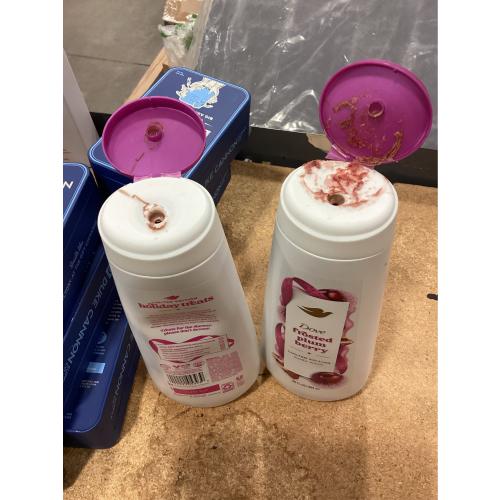 Dove Beauty Limited Edition Holiday Treat Body Wash - Frosted Plum Berry 2 pack