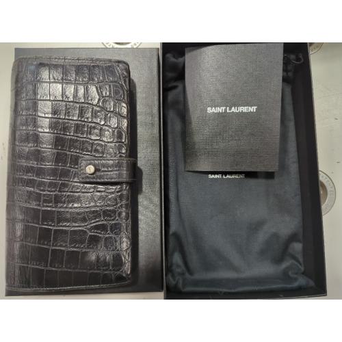 Calfskin Crocodile Embossed Sac De Jour Supple Continental Wallet Black