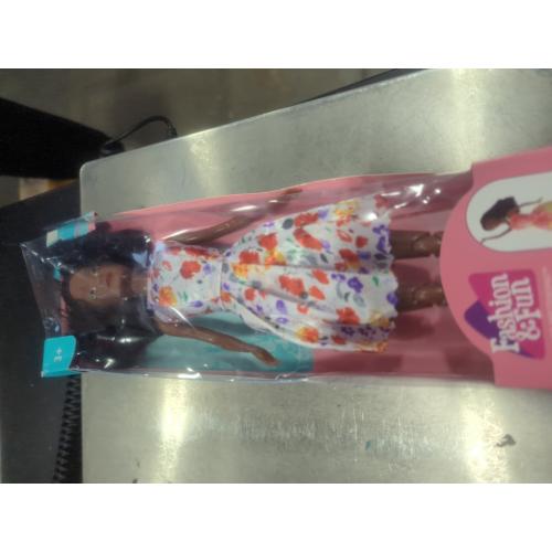 Fashion & Fun Posable Doll