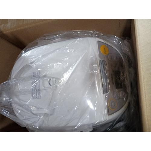 Tiger 5.5-Cup Micom Rice Cooker and Warmer
