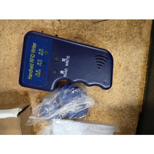 125KHz RFID Copier – Handheld ID Card Writer with 6 Key Fobs & 6 Blank Cards,Compatible with T5577 & More