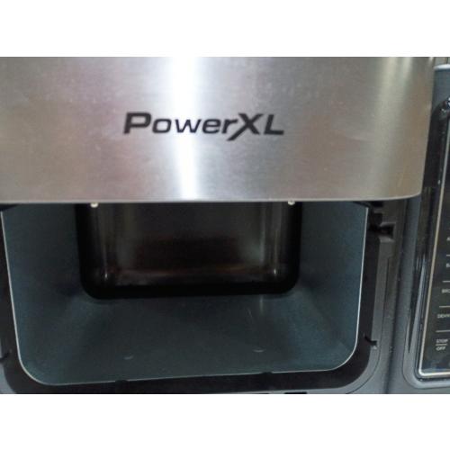 PowerXL 8qt Air Max Air Fryer ( The air fryer is missing the screws to assemble a part)