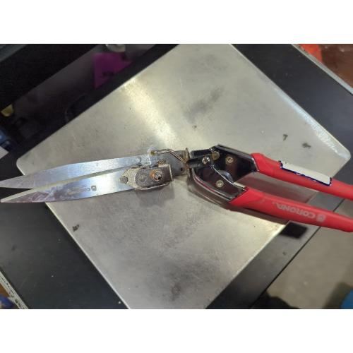 Corona 5.25-in Steel Grass Shears