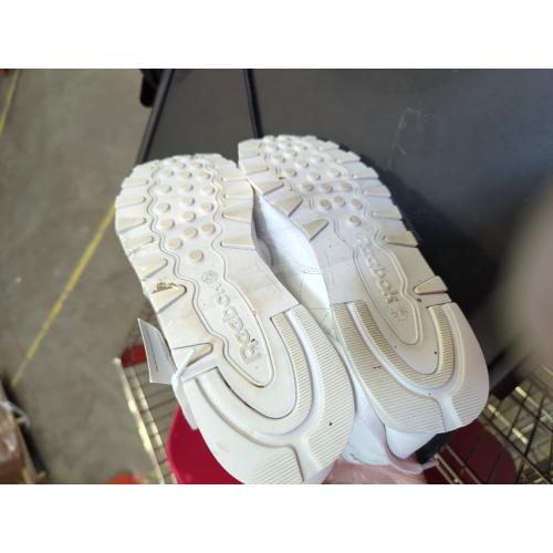 Size 9, White, Reebok Women's Classic Leather Running Shoes