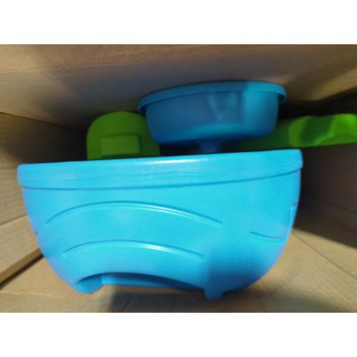 Step2 Rain Showers Splash Pond Water Table, Kids Water and Sand Activity Sensory Playset, Summer Outdoor Toys, 13 Piece Water Toy Accessories, For Toddlers 1.5  Years Old, Blue & Green