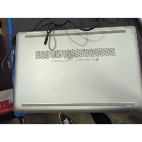 HP Notebook - 15-dw0038wm With Charger