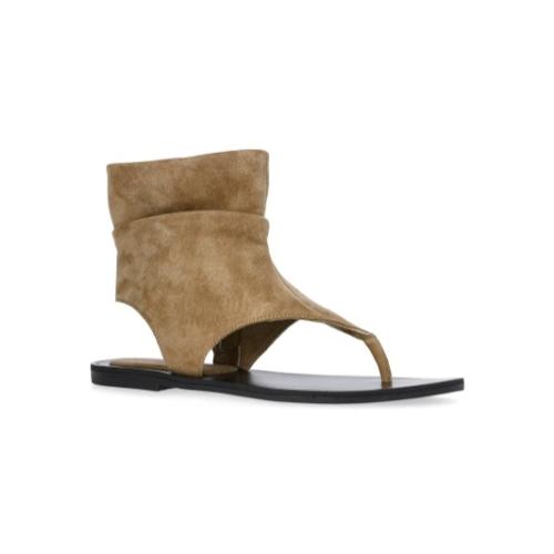 No boundaries Size 7 women's covered thong shoes