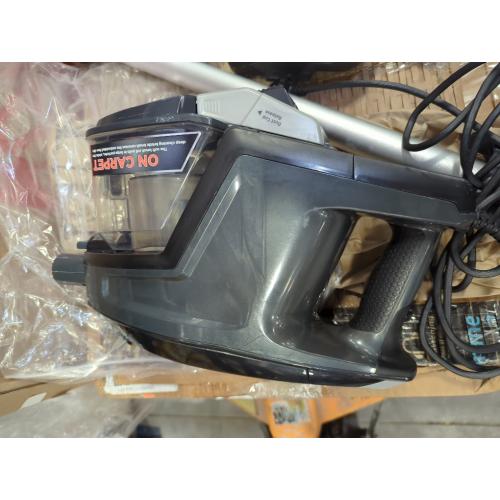 Shark Duo Cleaning Vaccum