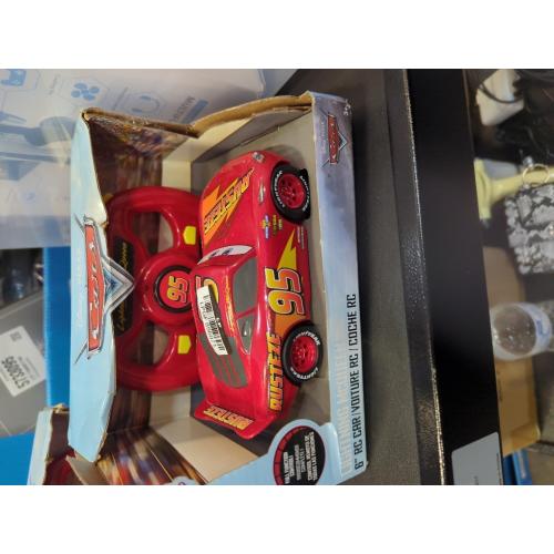 2 pack Jada Toys Pixar Cars 1:24 Lightning McQueen RC Remote Control Car 2.4 GHz Red Toys for Kids
