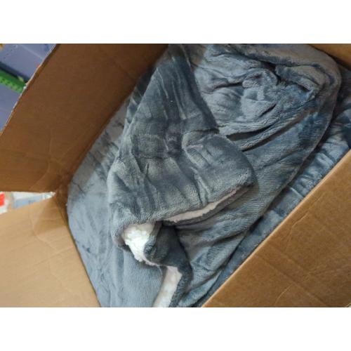 Bedsure GentleSoft Sherpa Fleece Oversized Cal King Blankets for Bed - Thick and Warm, Soft Fuzzy Plush Large Blanket for Winter, Grey, 112x98 Inches