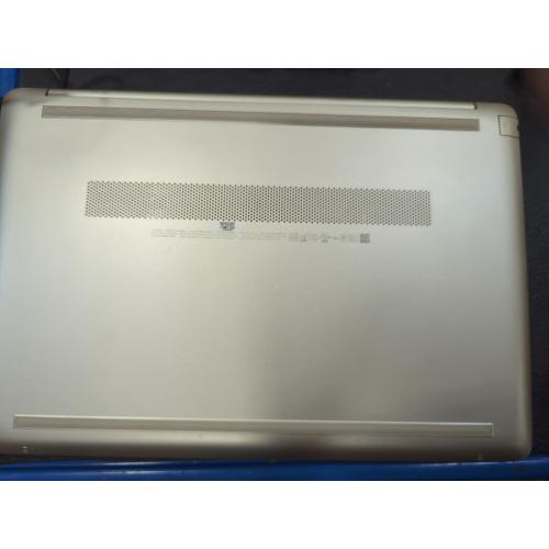 HP Notebook - 15-dw0011ds With Charger