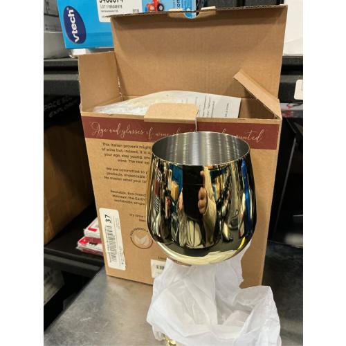Gusto Nostro Stainless Steel Wine Glass - 18 oz Unbreakable Gold Wine Glasses for Travel, Camping and Pool - Fancy, Unique and Cute Portable Metal Wine Glass for Outdoor Events, Picnics (Set of 2)