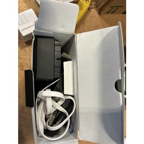 Wireless Duo Cam Video Doorbell, Battery Powered, 2K Full HD Video, 2 Cameras (People and Package), Color Night Vision