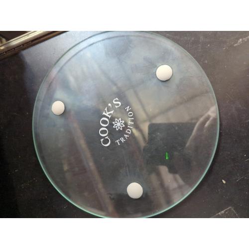 11.8x2PCS Round Glass Cutting Board for Kitchen Counter Protector, Tempered Glass Chopping Boards Dishwasher Safe, Small Clear Countertop Tray, Scratch Resistant, Heat Resistant