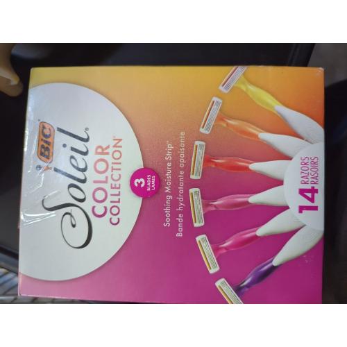 BIC Soleil Smooth Colors Women's Disposable with 3 Blade Razors, Vibrant Handles and Moisture Strip, 14-Pack