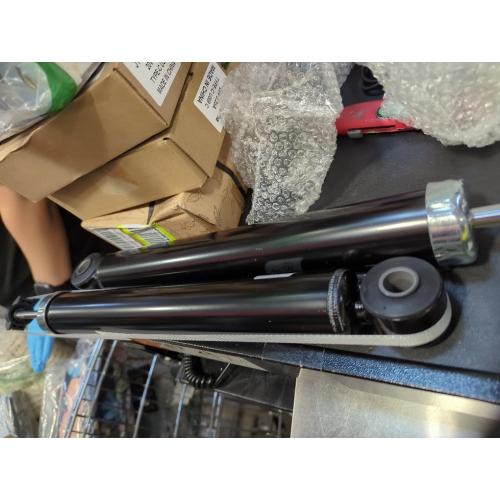 TRQ Rear Shock Absorber Set Compatible with 2014-2016 Mercedes-Benz E250 2010-2016 E350 2014-2015 E400 2012-2014 E550