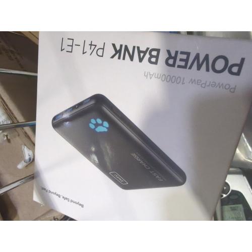 INIU Portable Charger, Ultra Slim 10000mAh 45W PD Power Bank, USB C in&Out Fast Charging Battery Pack, Travel Essential Phone Powerbank Compatible with iPhone 17 16 15 Samsung S22 S21 Google iPad etc