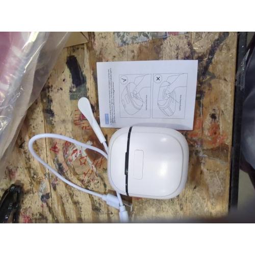 Electric Nail Clipper, 2026 Improved Nail Clippers Set, Includes an Automatic 2-in-1 Nail Clippers (with LED Light & Storage Box), an Oblique Nail Clippers, Ideal for All Your Nail Care Needs - Green