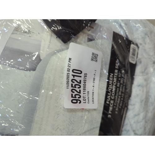 Dwell Studio Full/Queen 3pc Comforter Set White Faux Fur