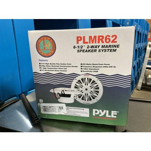 Pyle 6.5 Inch Dual Marine Speakers - 2 Way Waterproof and Weather Resistant Outdoor Audio Stereo Sound System with 200 Watt Power, Poly Carbon Cone and Butyl Rubber Surround - 1 Pair (White)