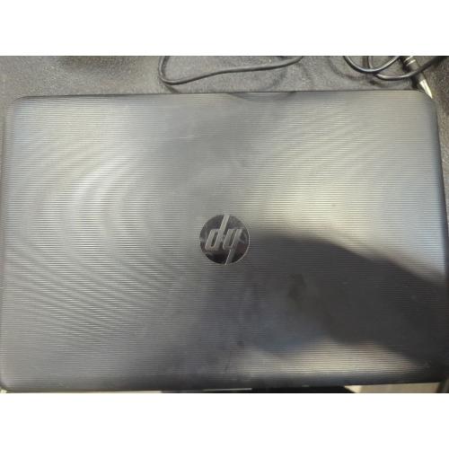 HP Notebook - 15-ay013ca With Charger