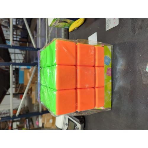 3x3 Super Big Speed Cube, Stickerless Large Cube 3x3 Puzzle Toys (18cm)