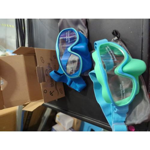 Vvinca Kids Goggles with Comfort Fabric Strap, Kids Swim Goggles Wide View Anti-Fog/UV No Leaking Swimming Goggles for 3-14