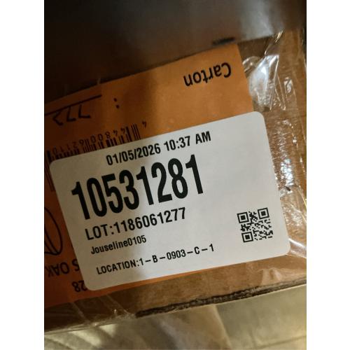 Bee & Willow Selah 28-Inch to 48-Inch Adjustable Curtain Rod Set in Oak